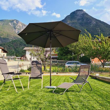 Casa Vacanza Lo Nano Fenis Kültér fotó
