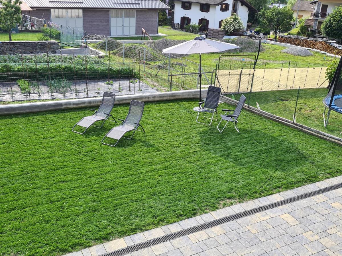 Casa Vacanza Lo Nano Fenis Kültér fotó